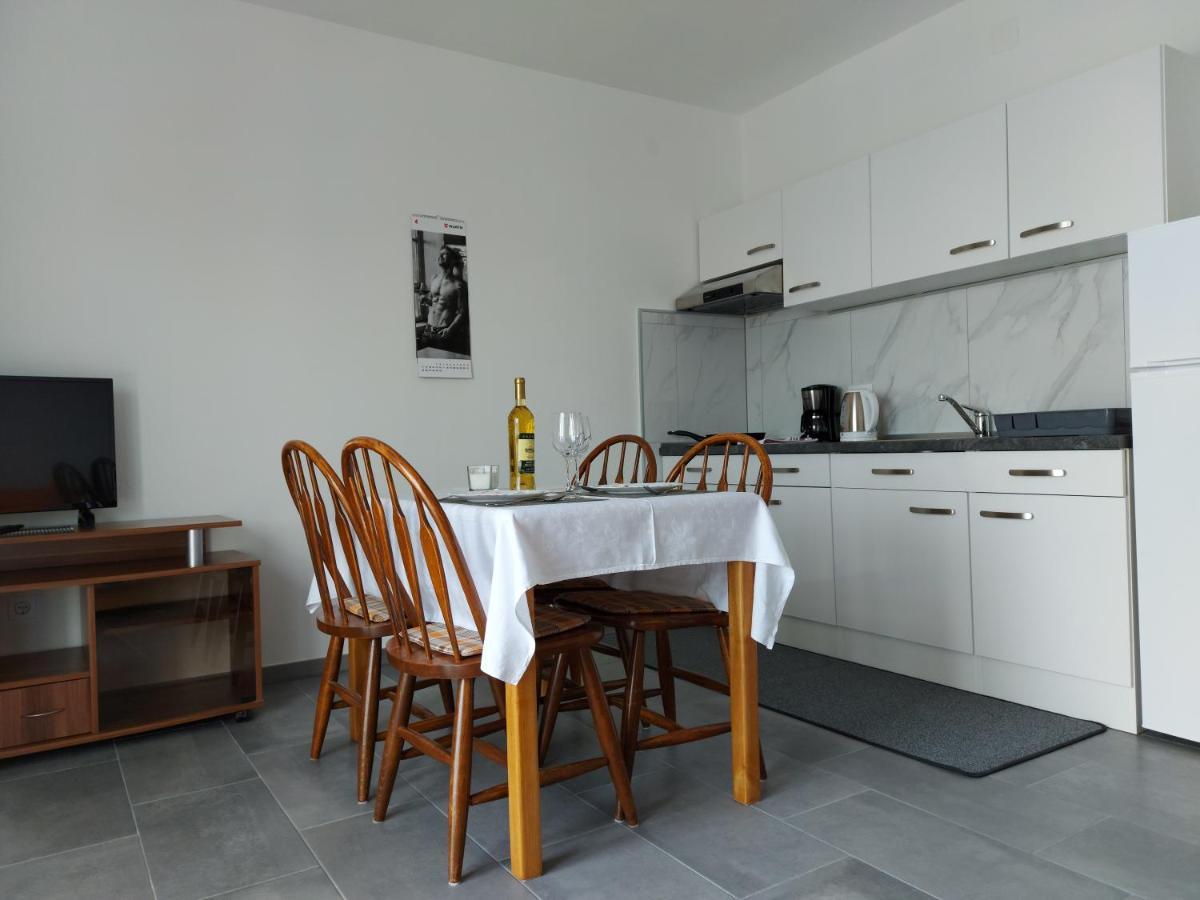 Apartmani Mare Novi Vinodolski Εξωτερικό φωτογραφία
